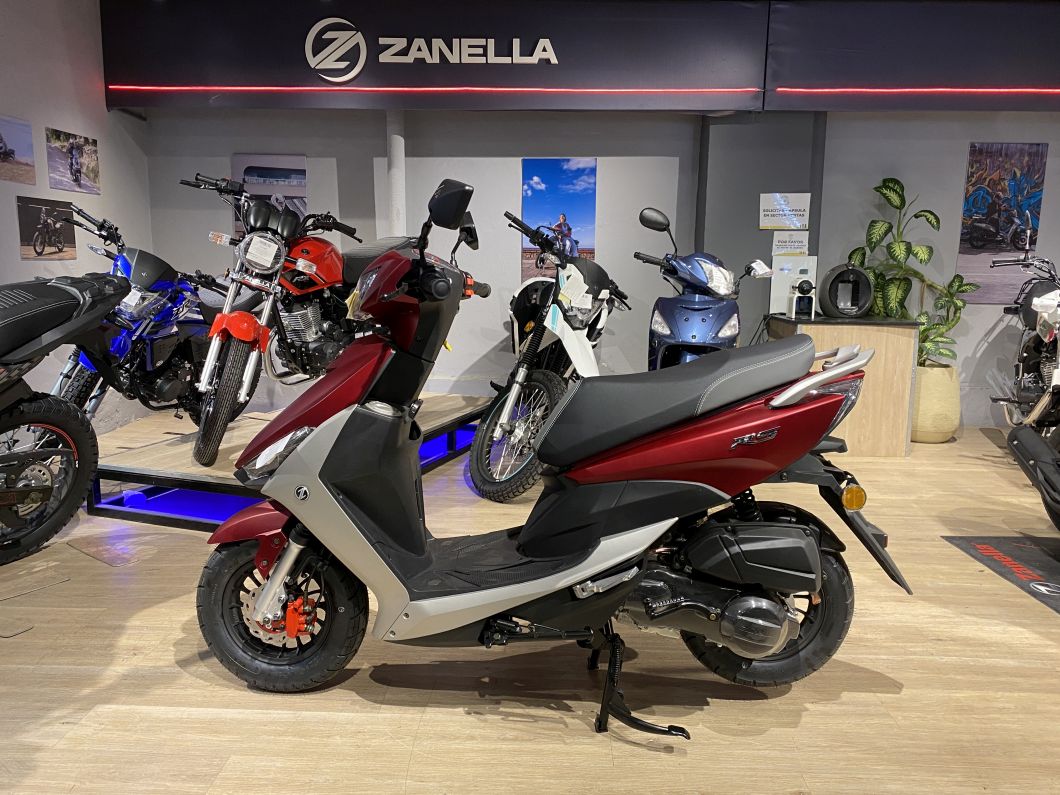 Moto Zanella Styler 150 Rs Scooter