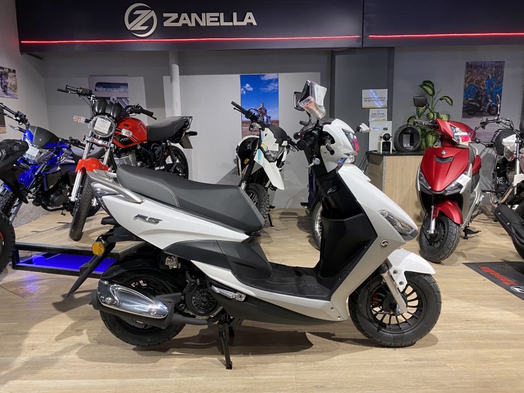Moto Zanella Styler 150 Rs Scooter