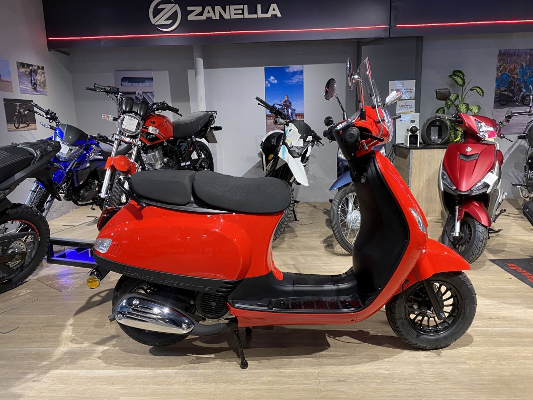 Moto Zanella Styler Exclusive 150 Dark 