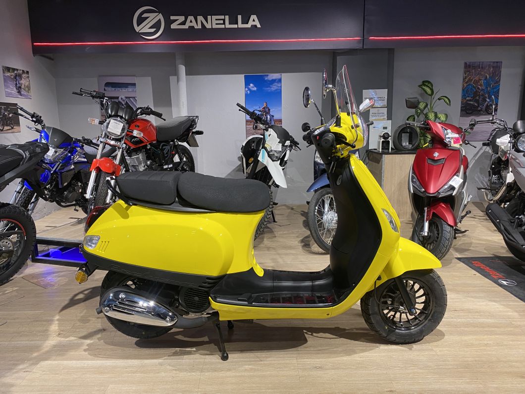 Moto Zanella Styler Exclusive 150 Dark 