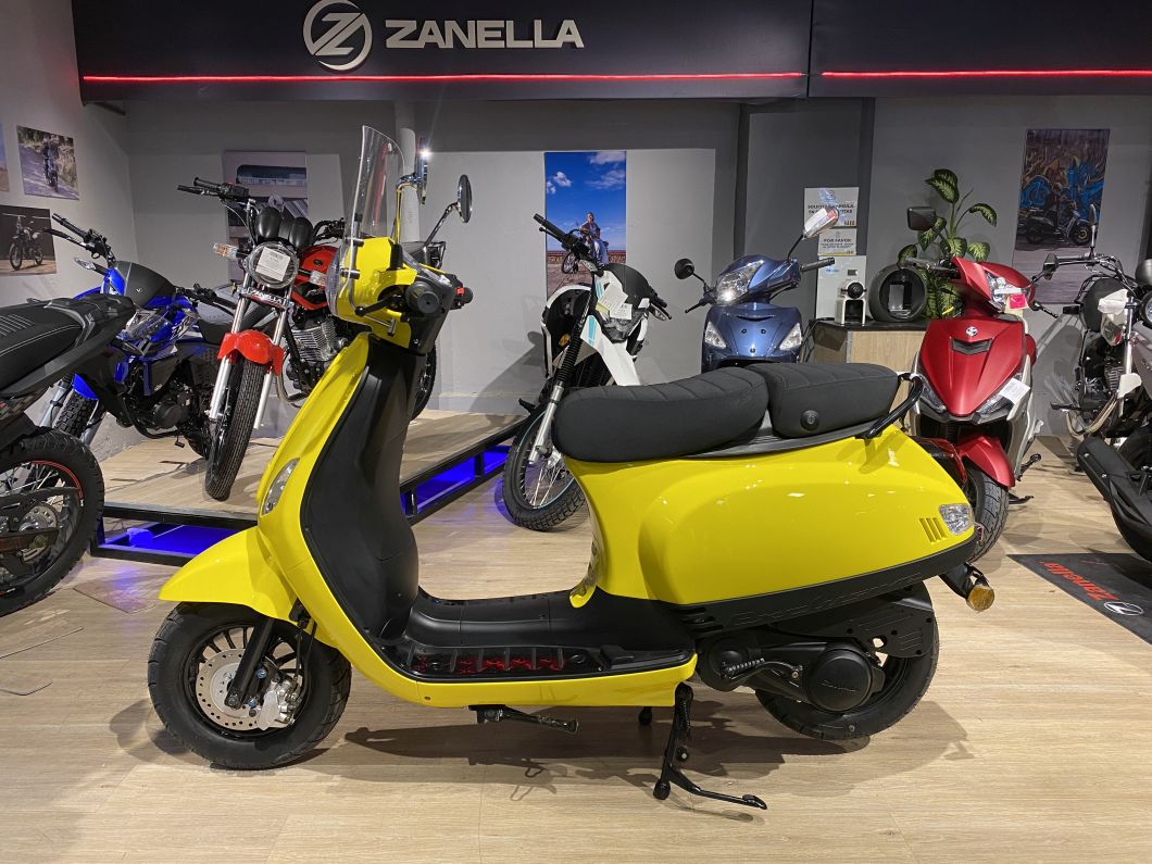 Moto Zanella Styler Exclusive 150 Dark 