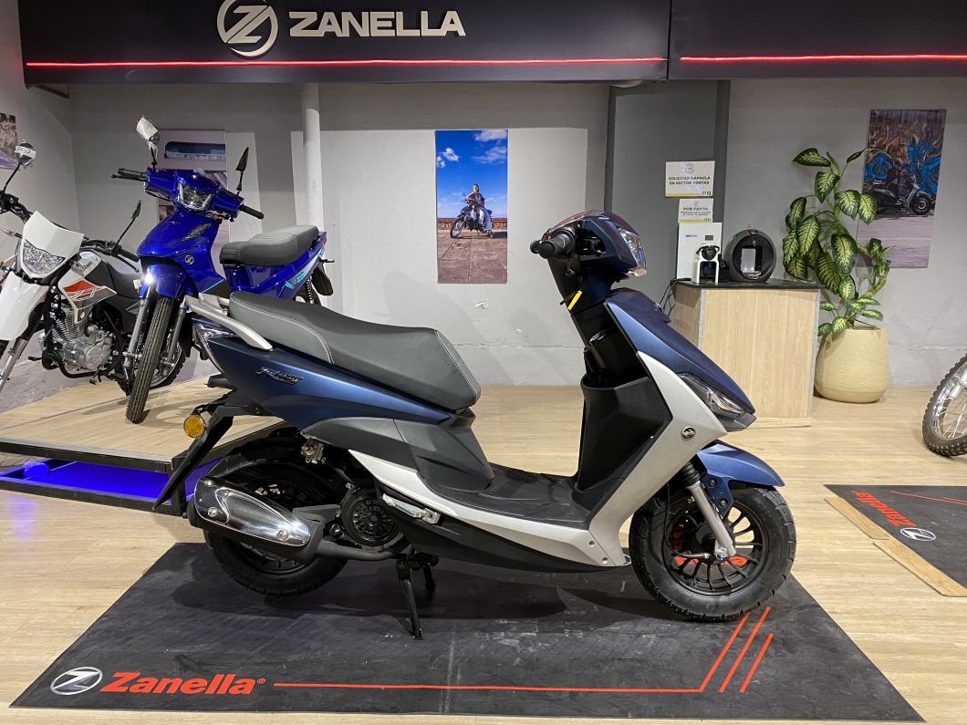 Moto Zanella Styler 150 Rs Scooter