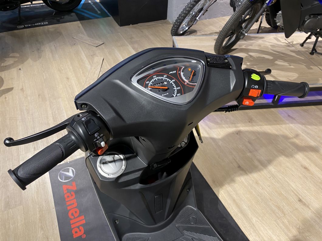 Moto Zanella Styler 150 Rs Scooter