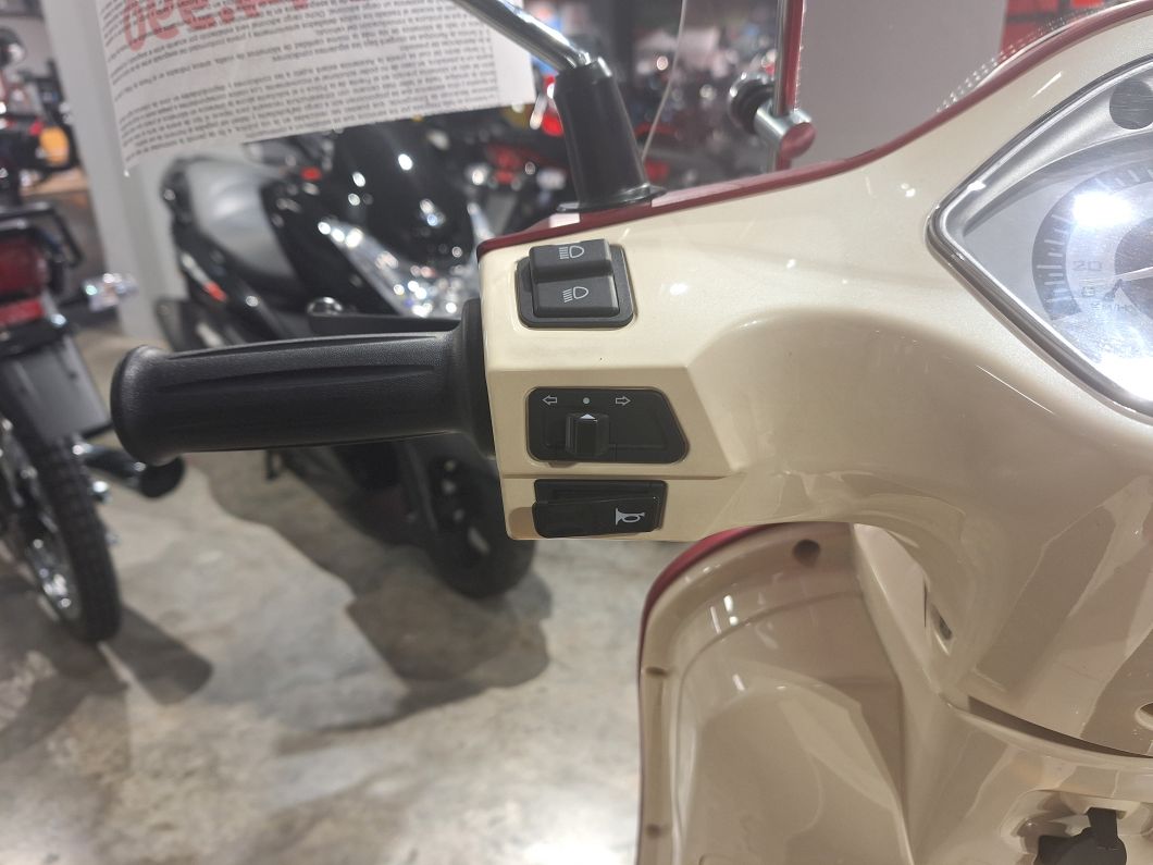 Moto Zanella Exclusive 150 Edizione