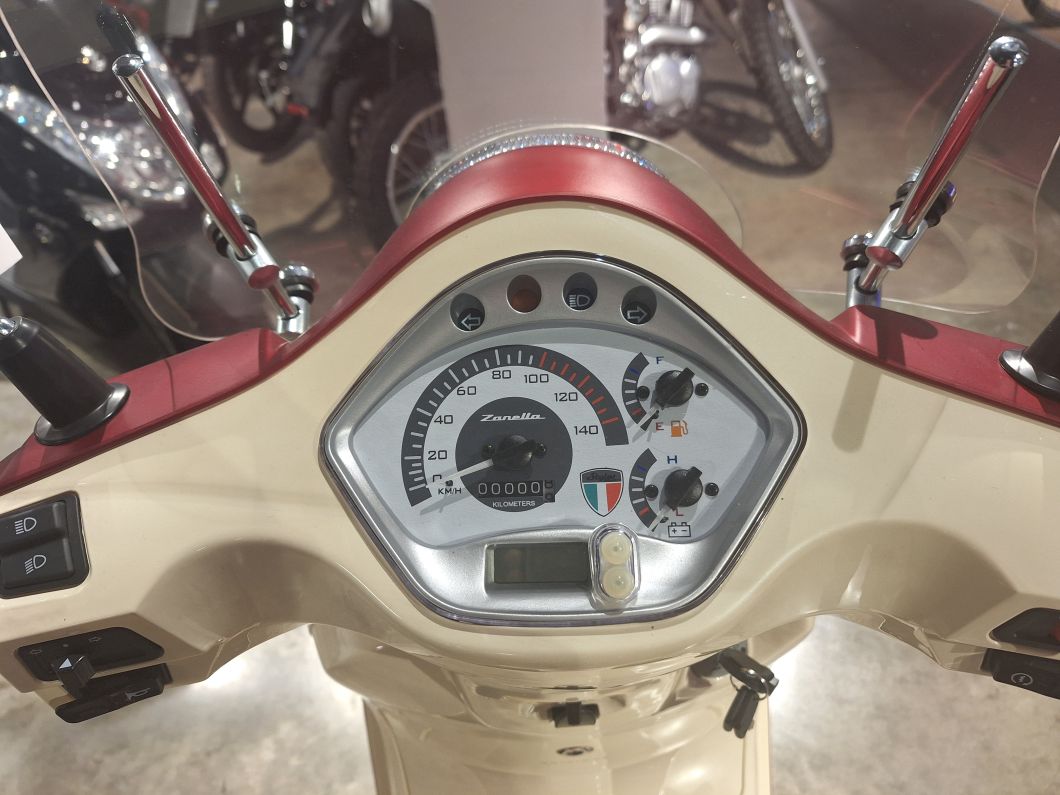 Moto Zanella Exclusive 150 Edizione