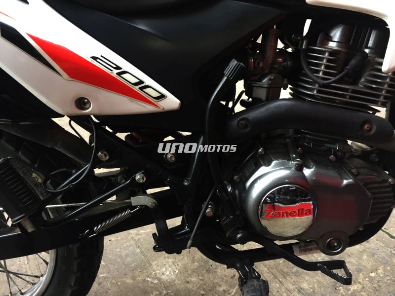 Moto Zanella ZR 200 2013 CON 11900KM, INT 18428