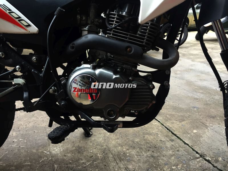 Moto Zanella ZR 200 2013 CON 11900KM, INT 18428