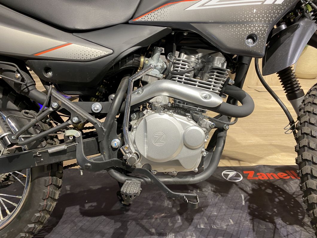 Moto Zanella ZT 150