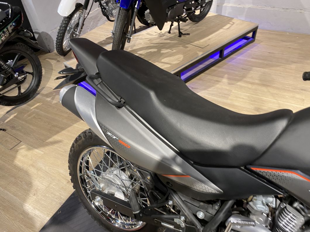 Moto Zanella ZT 150