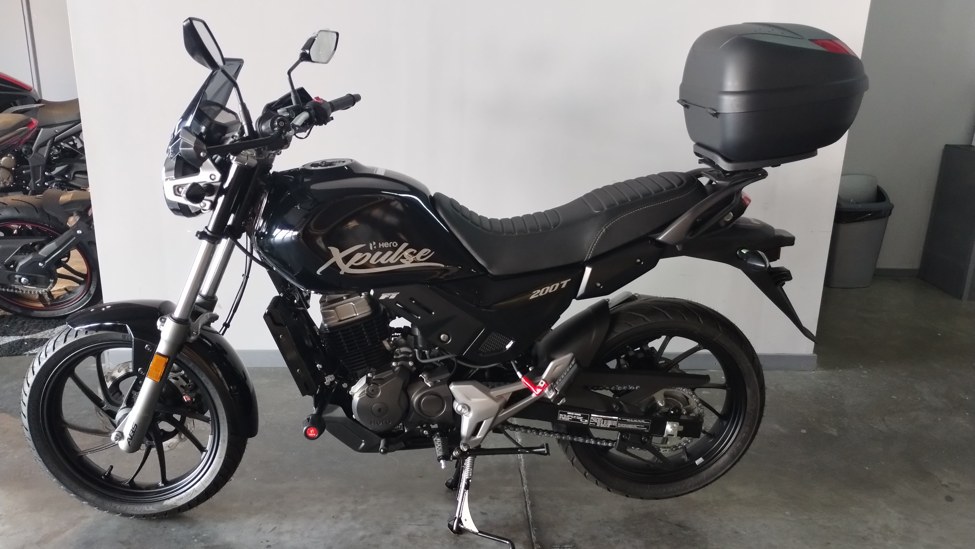 Xpulse 200 T + Baul de Regalo LIQUIDACION LM (1) [M3176]