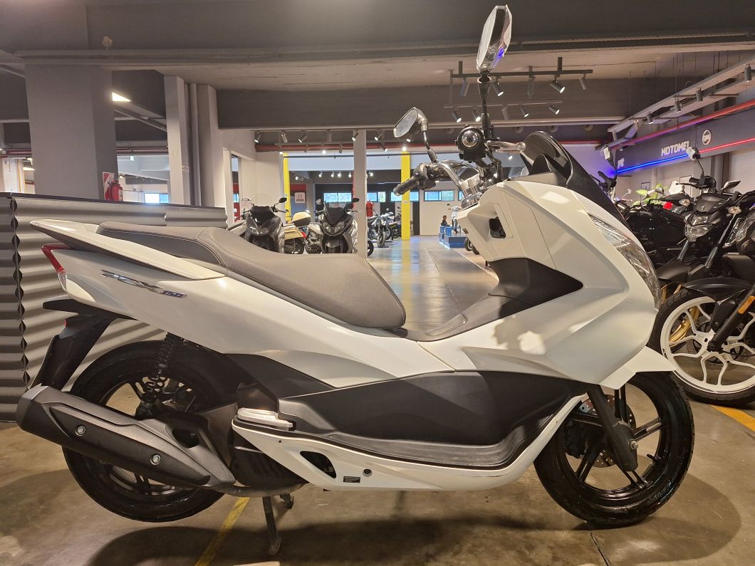 Pcx 150 usado 2018 con 4039km DT (1) [M3582]