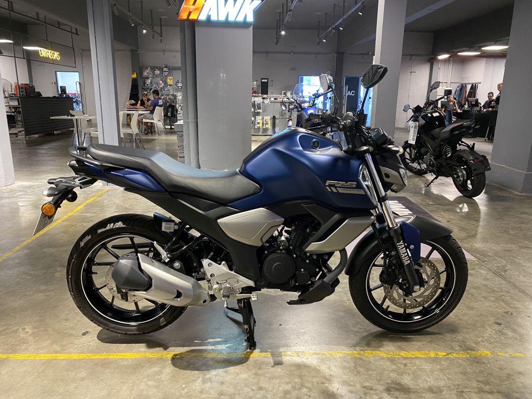 Fz fi v3.0 usado 2024 con 10652 km int 50449 1M (1) [M3611]