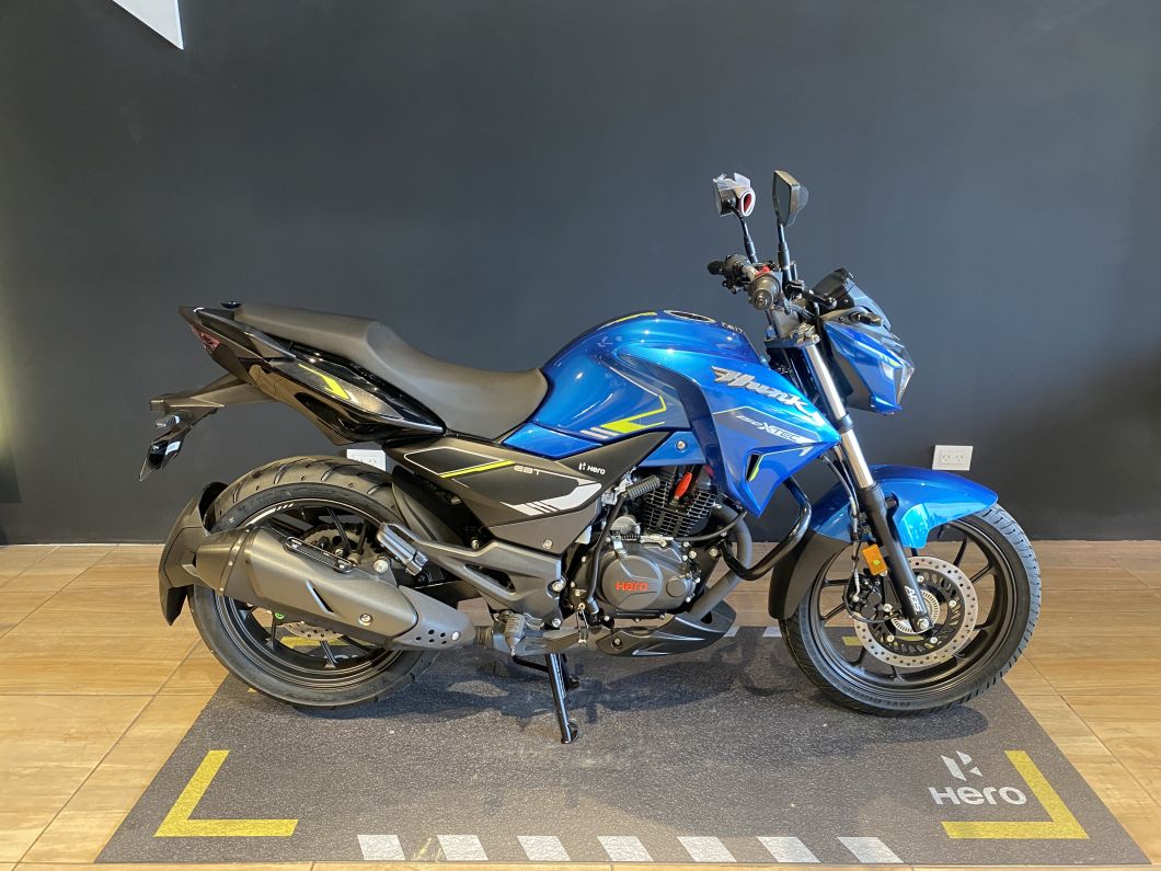 Moto Hero Hunk 150 Xtec 2026