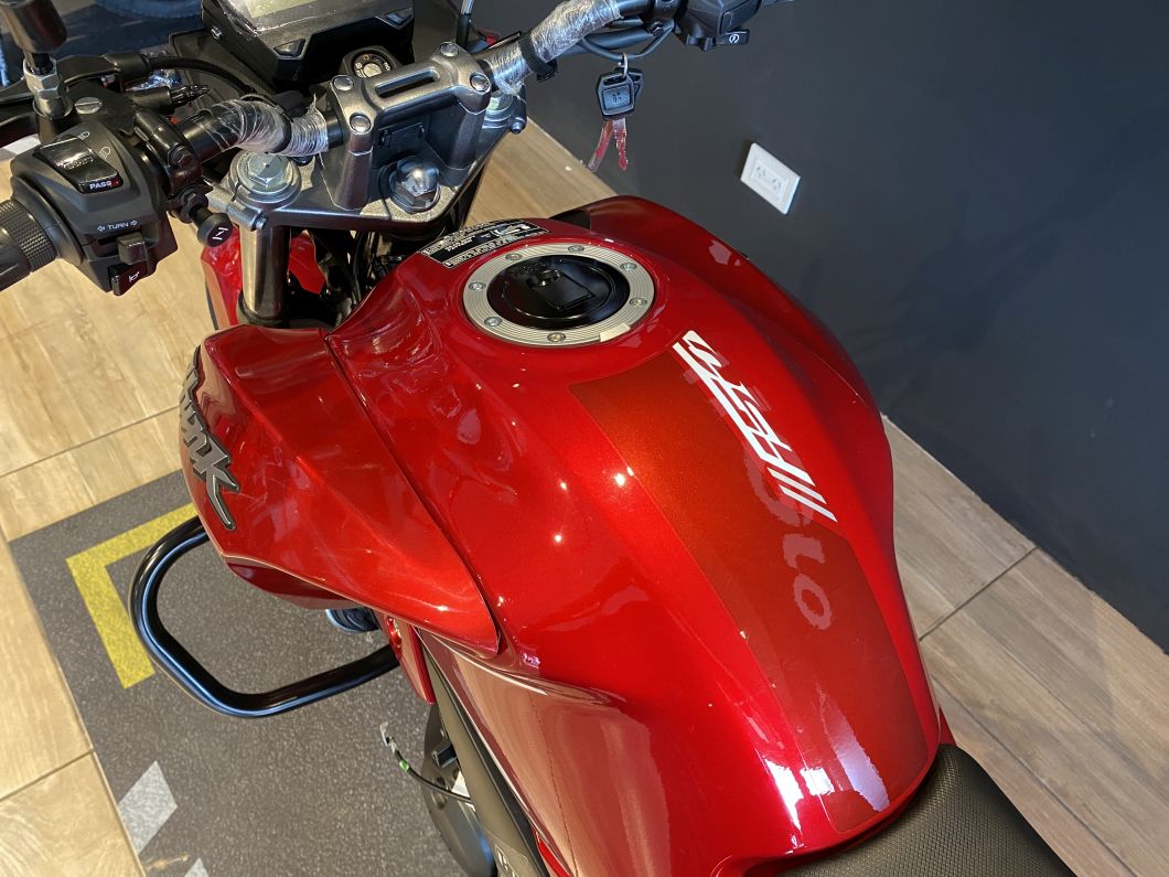 Moto Hero Hunk 150 Xtec 2026