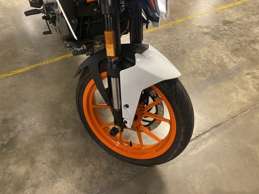 Moto Ktm Duke 200 usado 2024 con 2900 km 1M int 53988