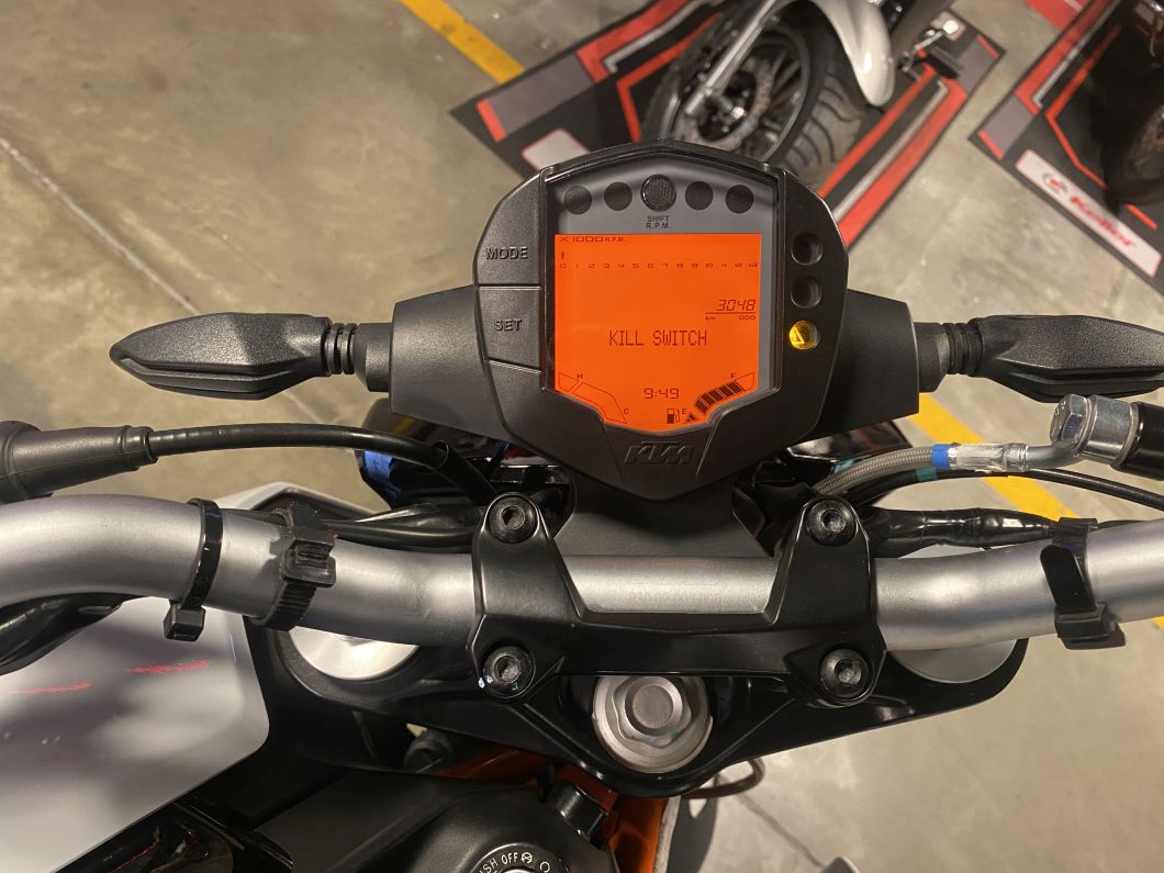 Moto Ktm Duke 200 usado 2024 con 2900 km 1M int 53988