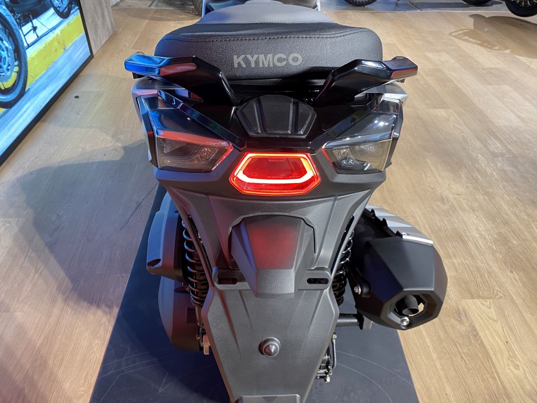 Moto KYMCO 350 DTX