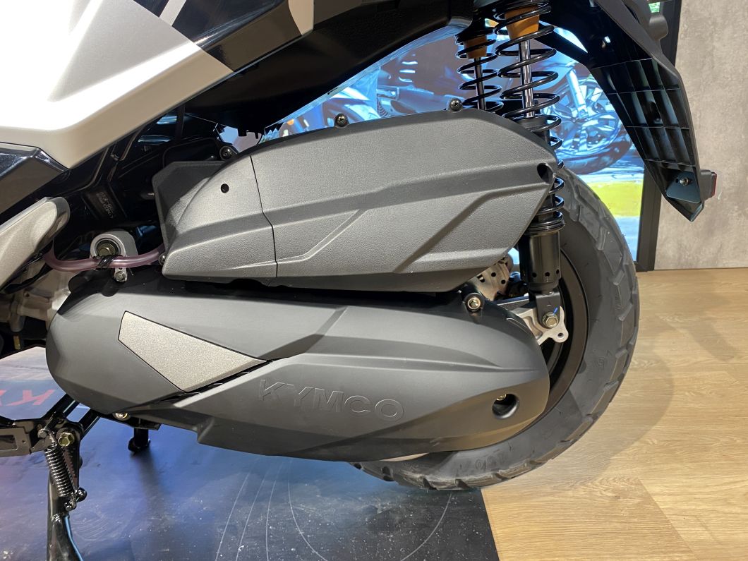 Moto KYMCO 350 DTX