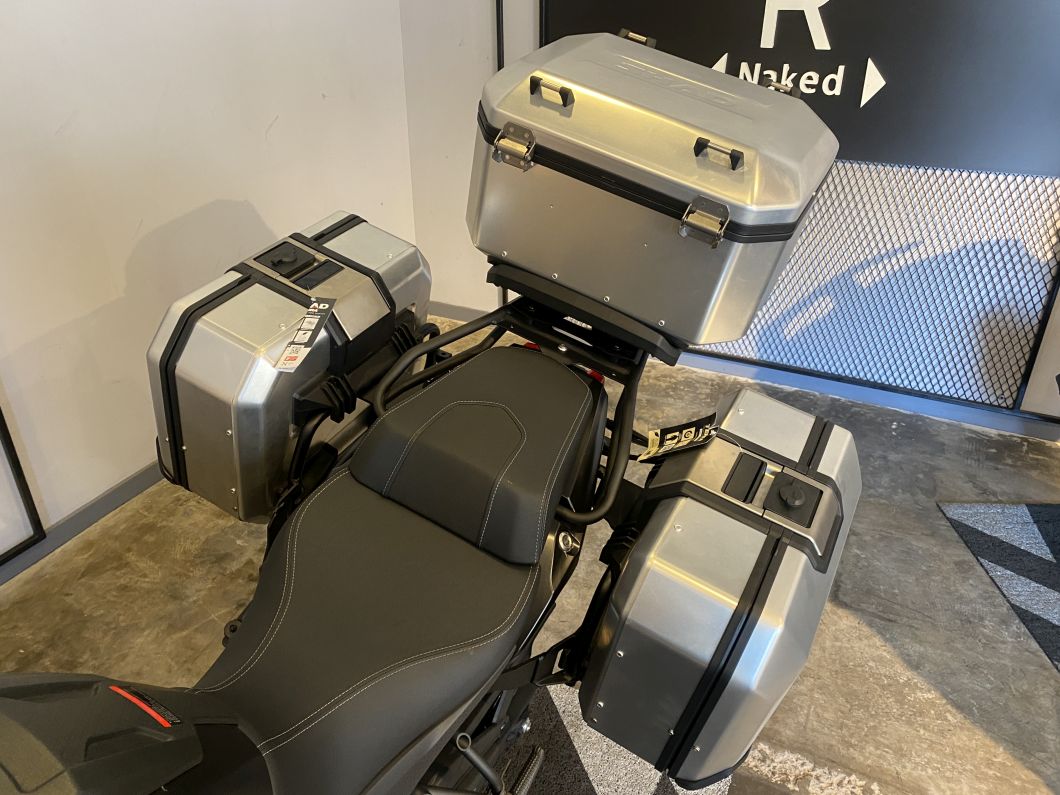 Moto Voge 525 DSX Black + Baul