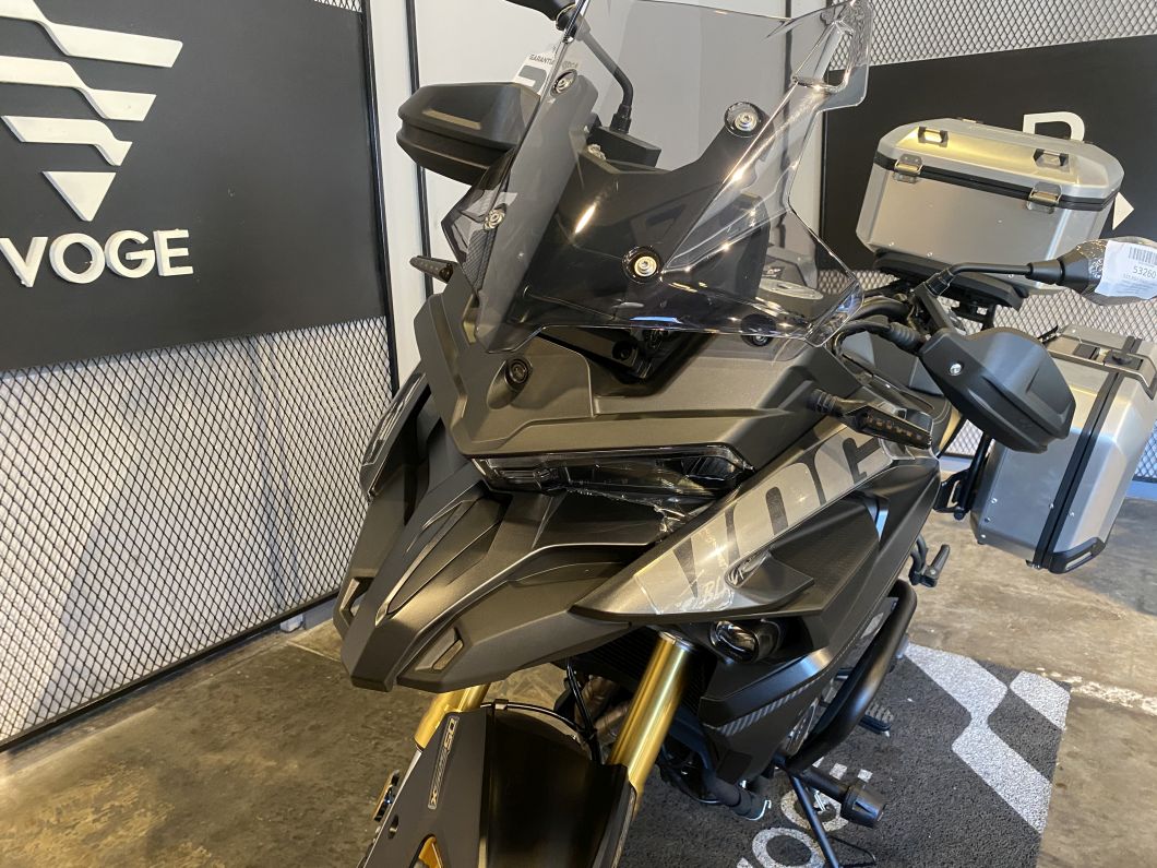 Moto Voge 525 DSX Black + Baul