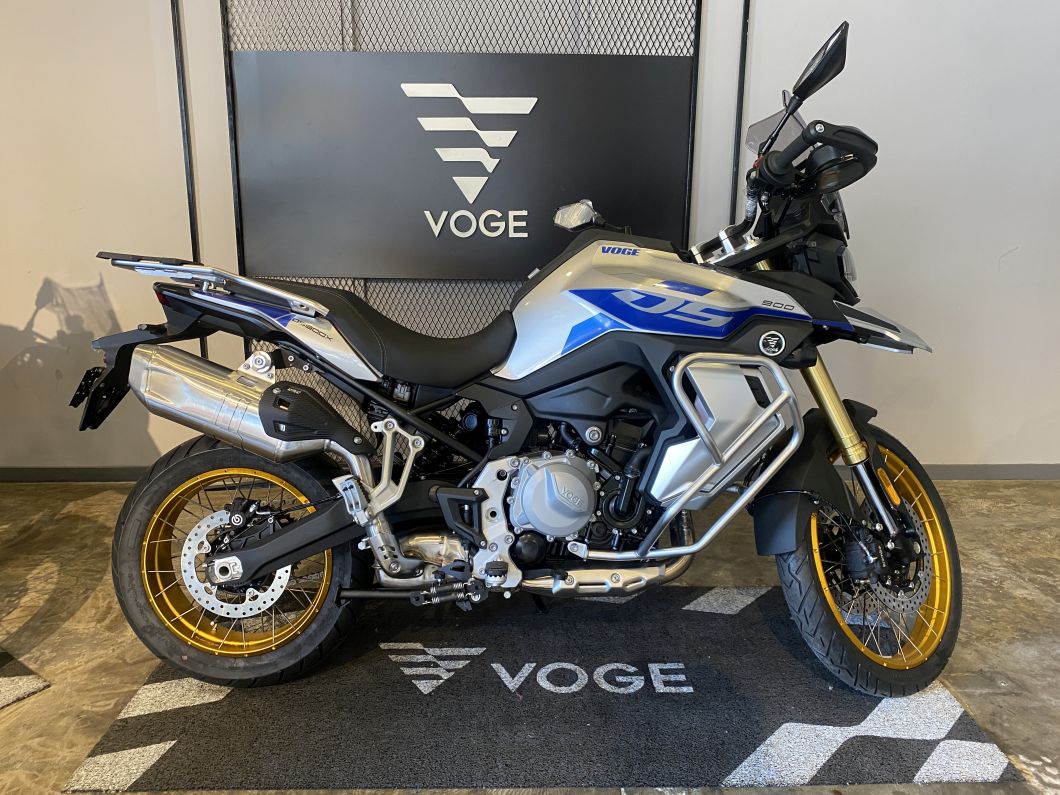 Moto Voge 900 DSX