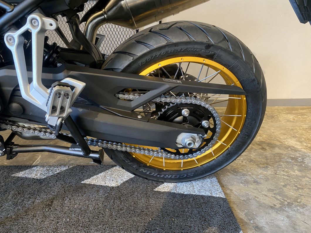 Moto Voge 900 DSX