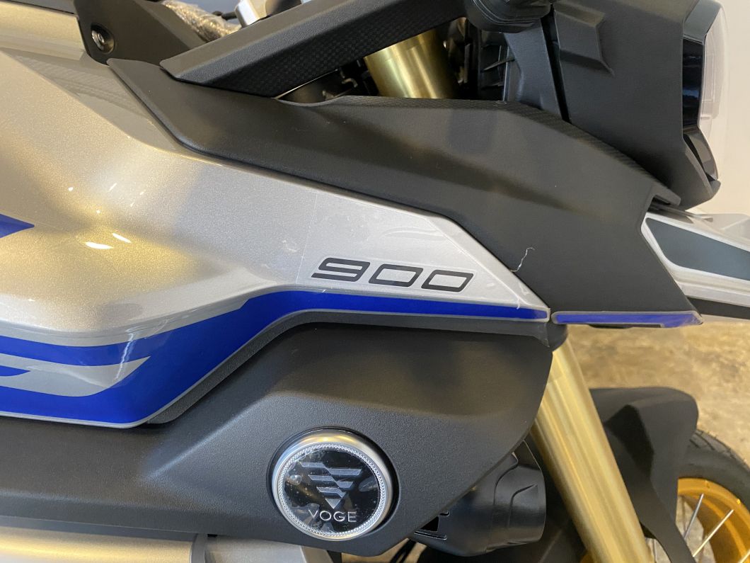 Moto Voge 900 DSX