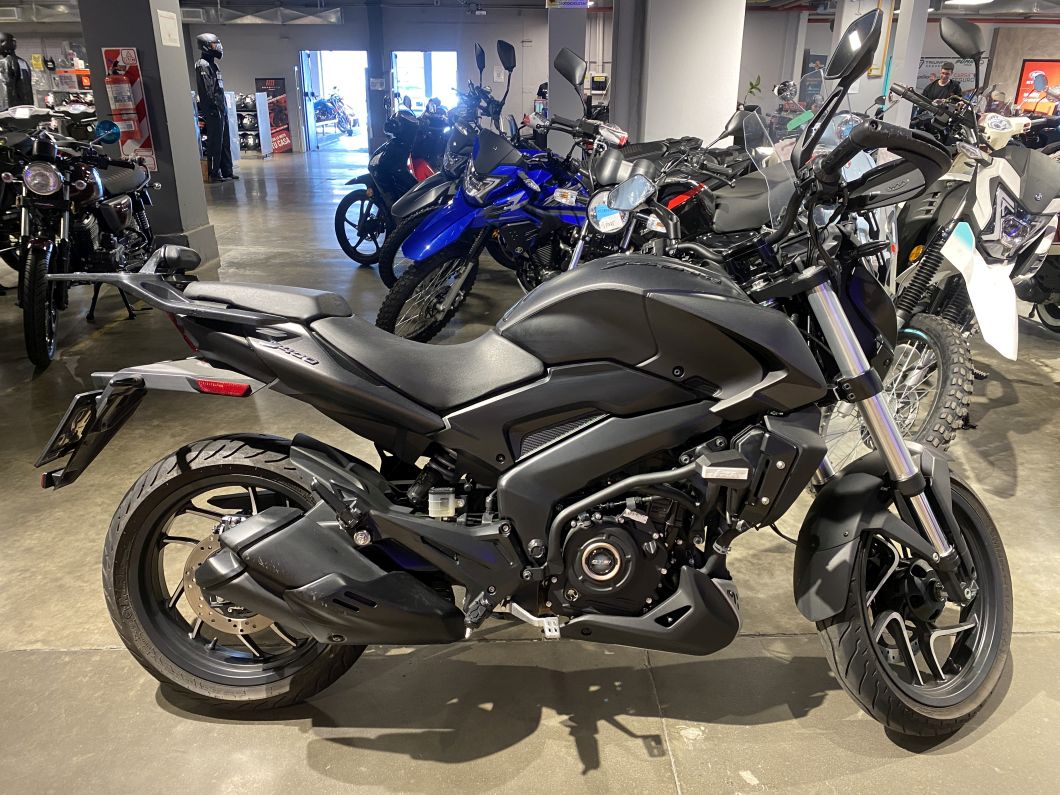 Dominar 400 usado 2023 con 9612 km 1M (1) [M3863]