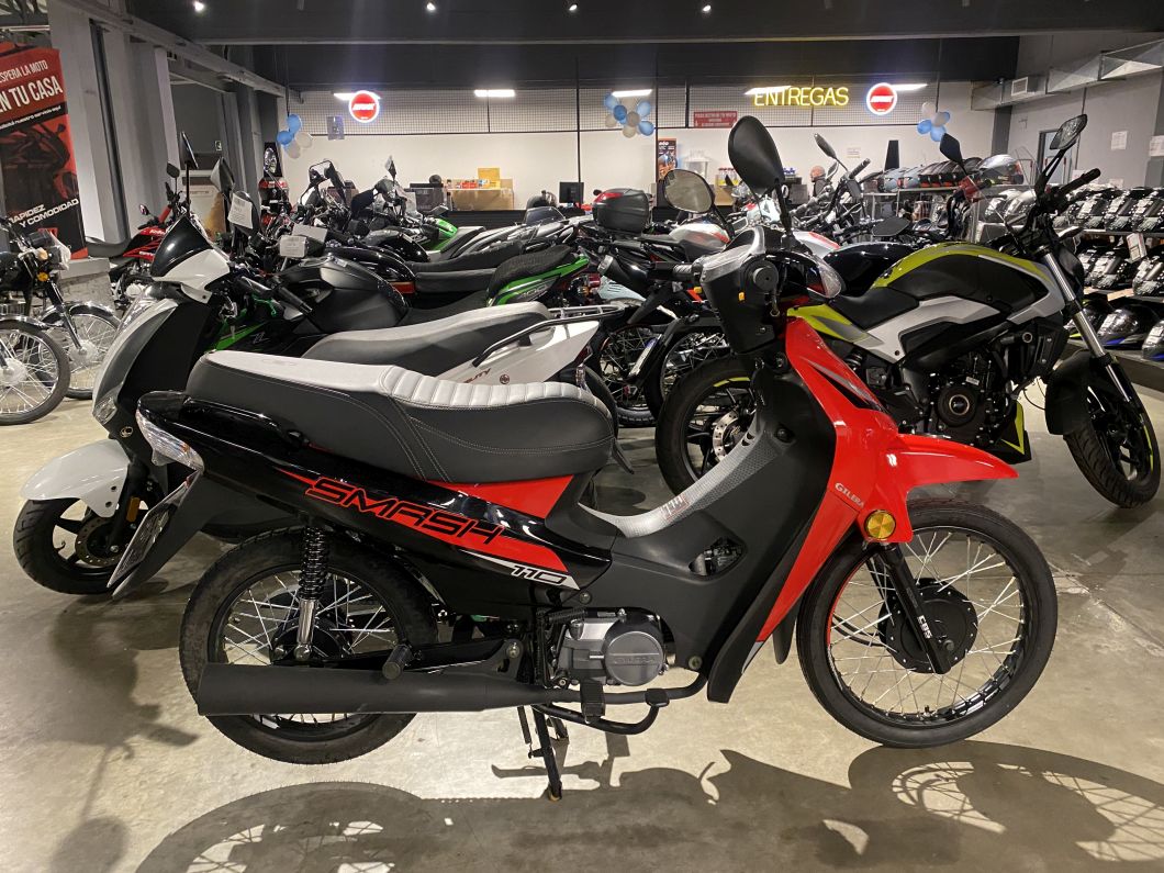 Smash 110 automatica usado 2026 con 200 km 1M (1) [M4141]